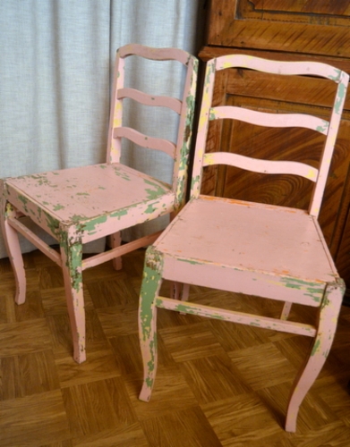 6_vaaleanpunaiset_tuolit.jpg&width=280&height=500